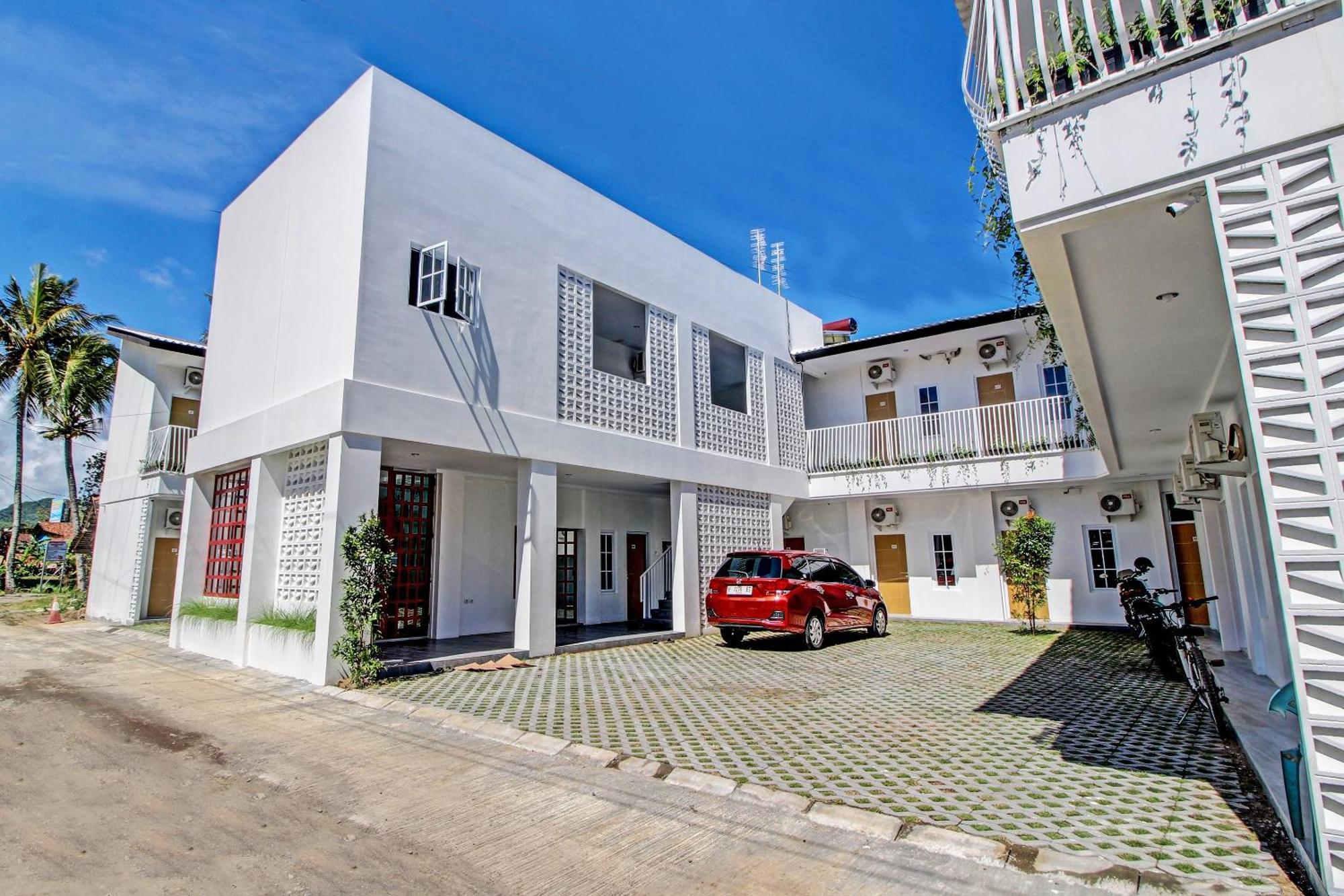 Hotel Super Oyo Collection O 92363 Kp 3*