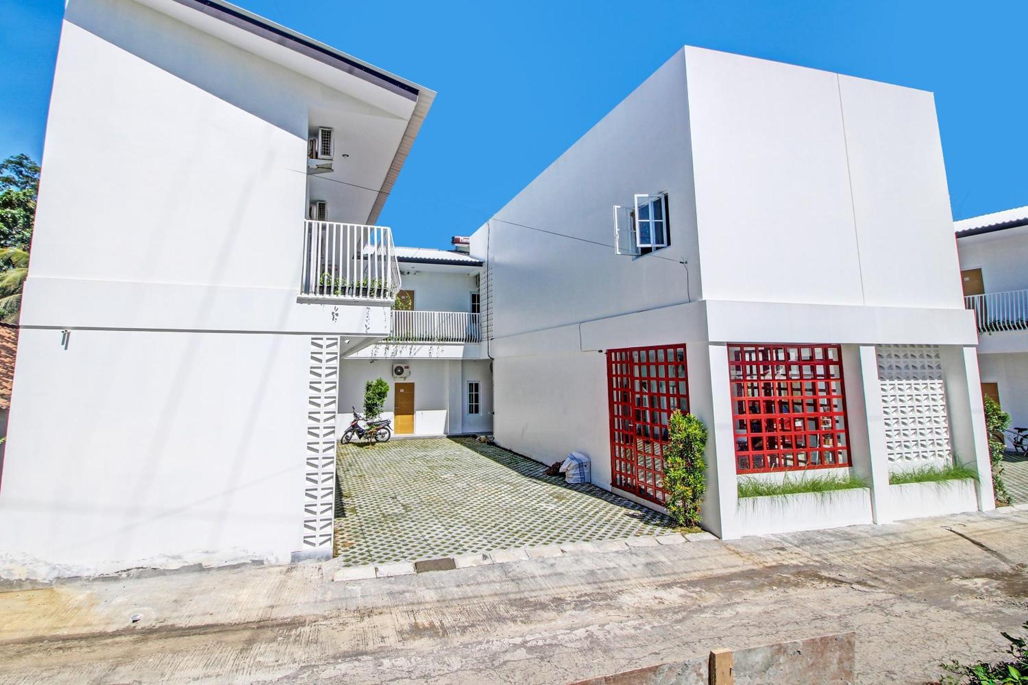 Hotel Super Oyo Collection O 92363 Kp 3*